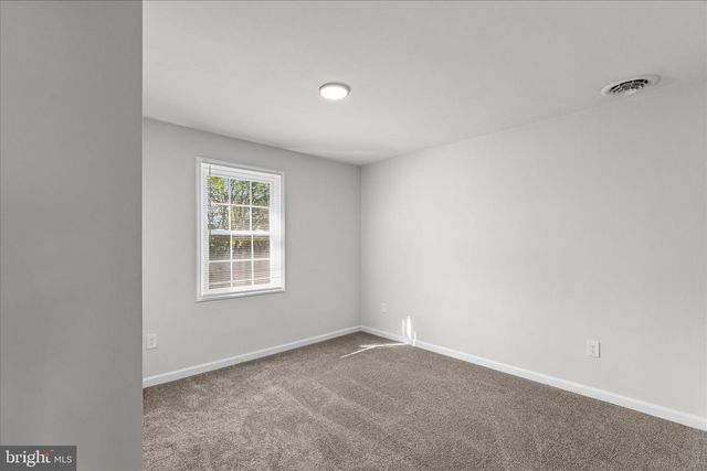 253 VEGAS DR, Hanover, PA 17331