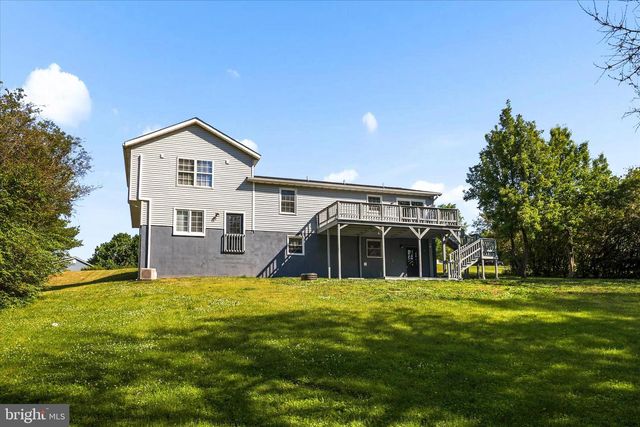 253 VEGAS DR, Hanover, PA 17331