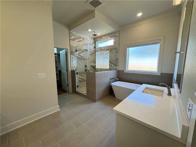 4114 Erin Drive, Rogers, AR 72758