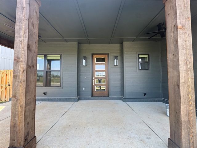 4114 Erin Drive, Rogers, AR 72758