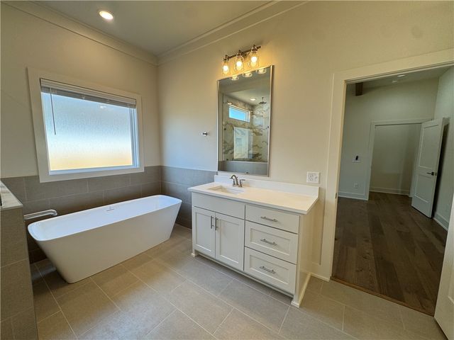 4114 Erin Drive, Rogers, AR 72758