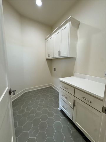 4114 Erin Drive, Rogers, AR 72758