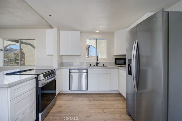 7129 Ivanpah, 29 Palms, CA 92277