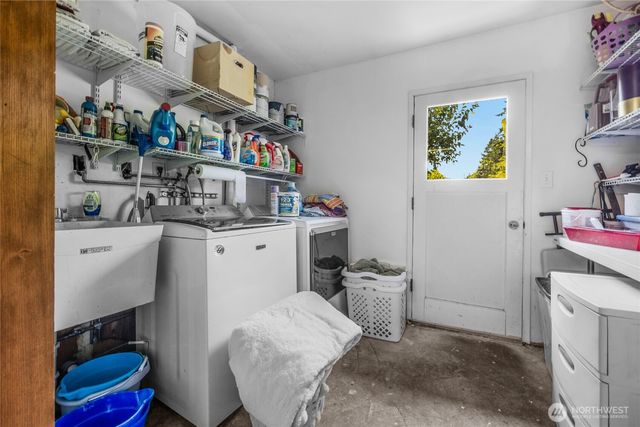 7818 185th Place SW, Edmonds, WA 98026