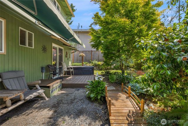 7818 185th Place SW, Edmonds, WA 98026