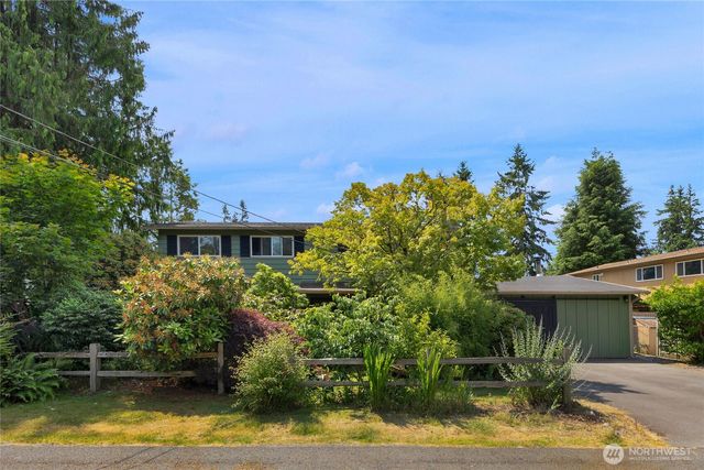 7818 185th Place SW, Edmonds, WA 98026