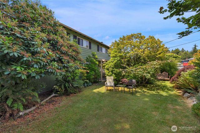 7818 185th Place SW, Edmonds, WA 98026
