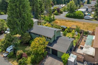 7818 185th Place SW, Edmonds, WA 98026