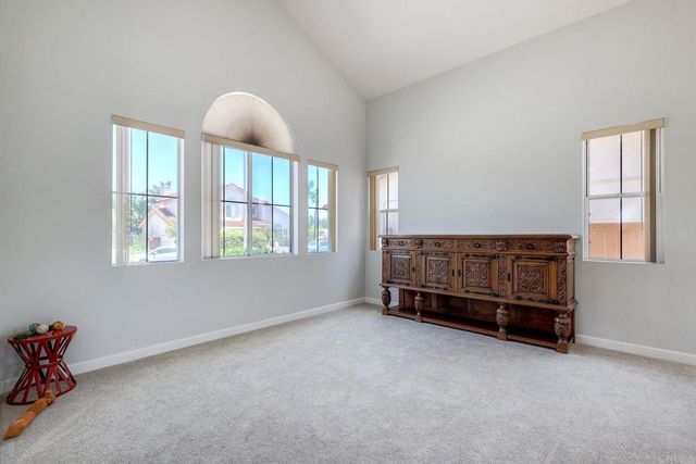750 Avenida De La Barca, Chula Vista, CA 91910