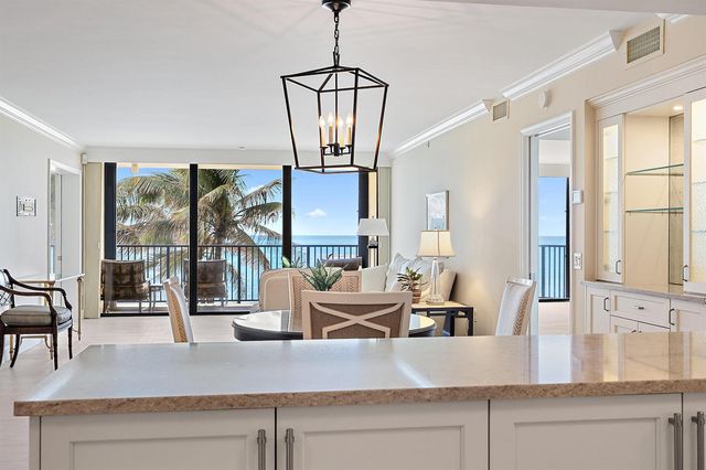 200 Beach Road 202, Tequesta, FL 33469