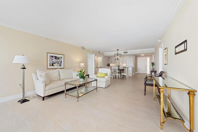 200 Beach Road 202, Tequesta, FL 33469