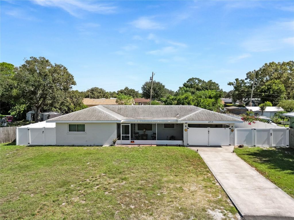 4713 AVON STREET, Lake Wales, FL 33859