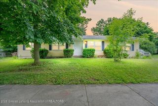 820-822 Warner Avenue, Mason, MI 48854
