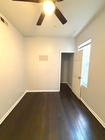 7224 S Saint Lawrence Avenue 2, Chicago, IL 60619