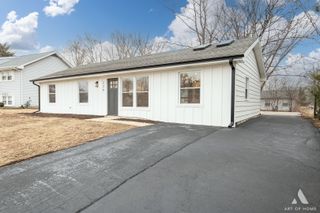 226 Grant Drive, Bolingbrook, IL 60440