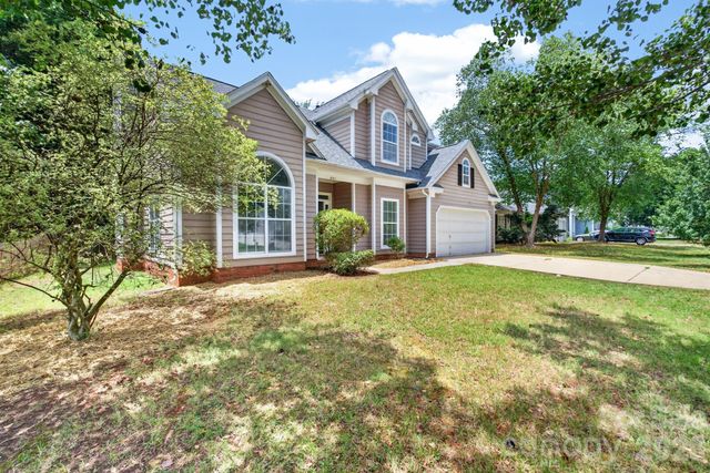 8511 Albury Walk Lane, Charlotte, NC 28277