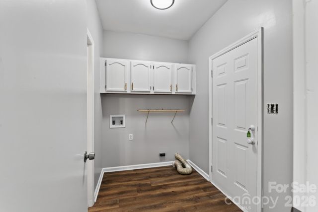 8511 Albury Walk Lane, Charlotte, NC 28277