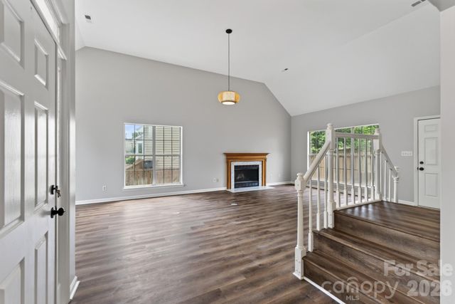 8511 Albury Walk Lane, Charlotte, NC 28277