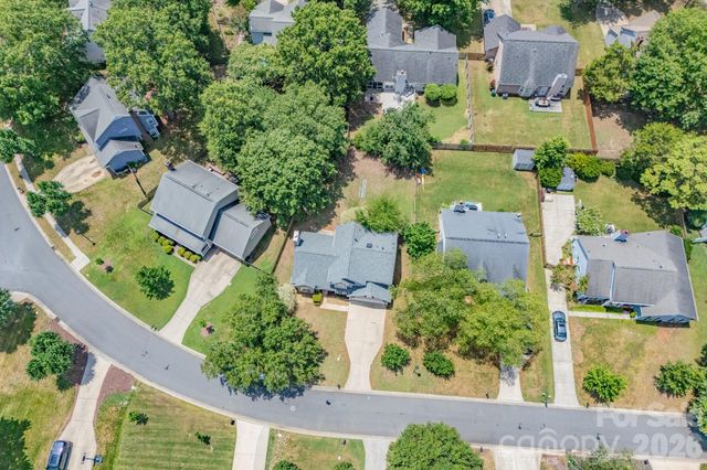 8511 Albury Walk Lane, Charlotte, NC 28277
