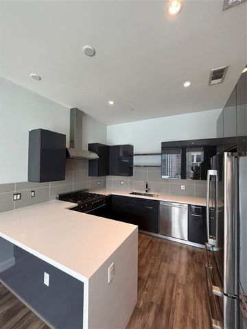 1211 Caroline Street 1708, Houston, TX 77002