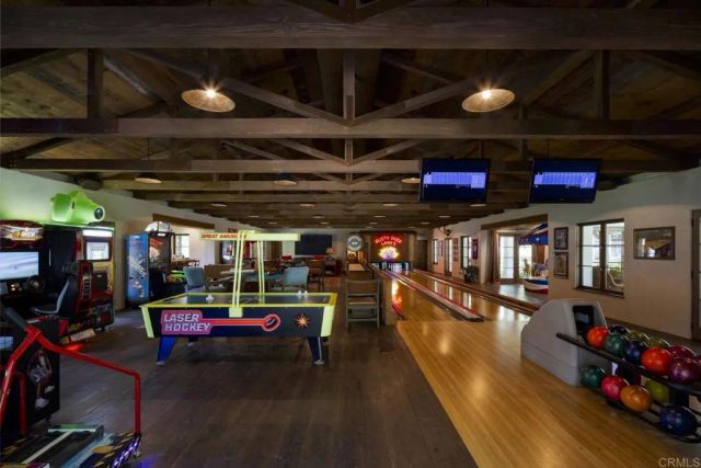 16401 Calle Feliz, Rancho Santa Fe, CA 92067