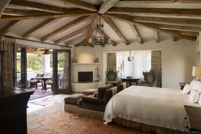 16401 Calle Feliz, Rancho Santa Fe, CA 92067