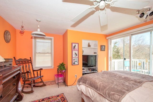 972 Liberty St, Braintree, MA 02184