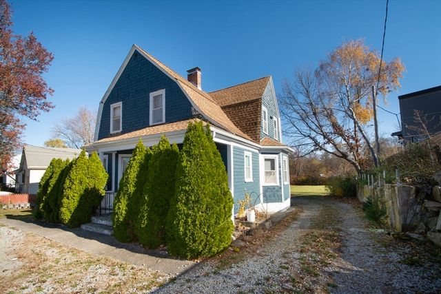 972 Liberty St, Braintree, MA 02184