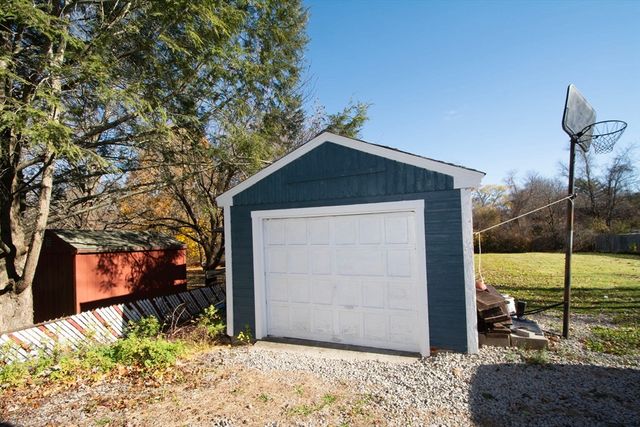 972 Liberty St, Braintree, MA 02184