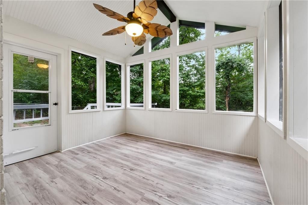 1564 Mill Run Court, Lawrenceville, GA 30046