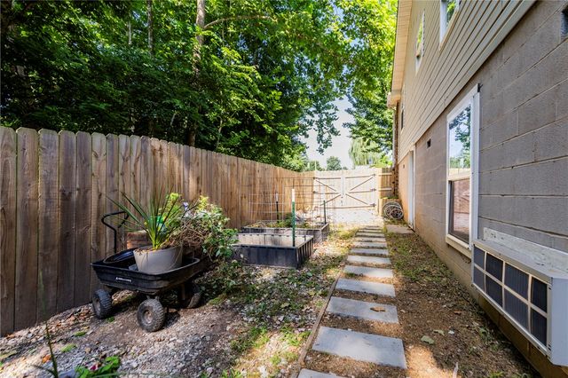 2902 Northaven Drive, Bentonville, AR 72712