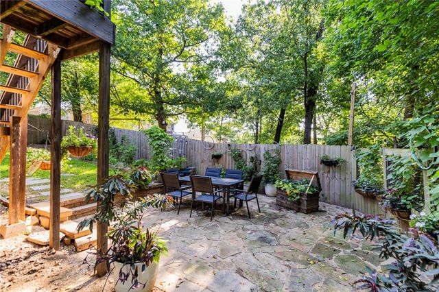 2902 Northaven Drive, Bentonville, AR 72712