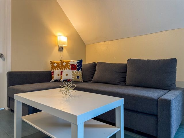 105 S 5th Street, Duquesne, PA 15110