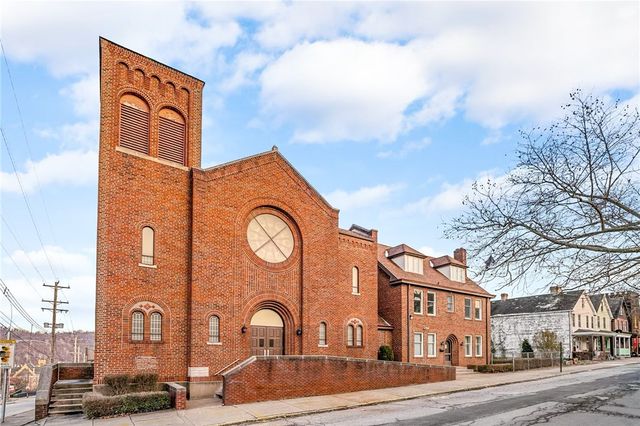 105 S 5th Street, Duquesne, PA 15110