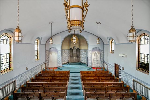 105 S 5th Street, Duquesne, PA 15110