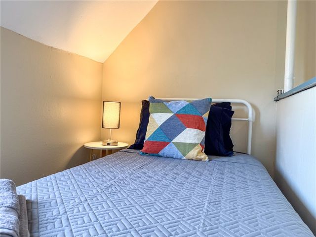 105 S 5th Street, Duquesne, PA 15110