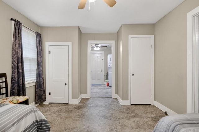 831 Center Street, Conway, AR 72034
