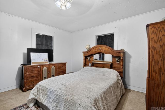 831 Center Street, Conway, AR 72034