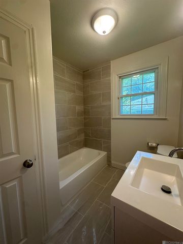 11515 Saint Claude Ave, Baton Rouge, LA 70811