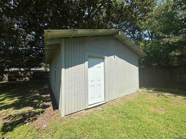 11515 Saint Claude Ave, Baton Rouge, LA 70811