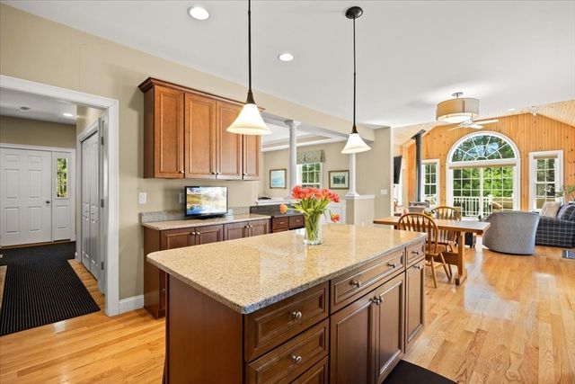 289 Congress Street, Duxbury, MA 02332