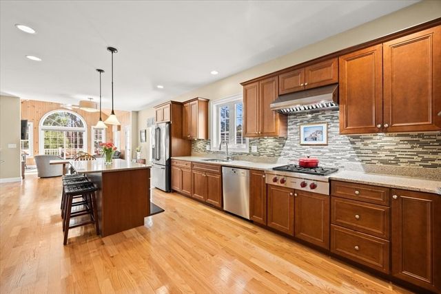 289 Congress Street, Duxbury, MA 02332