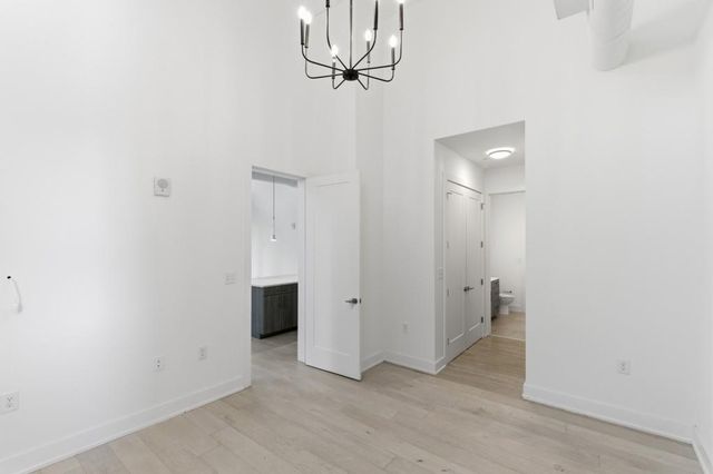 775 Juniper 619, Atlanta, GA 30308