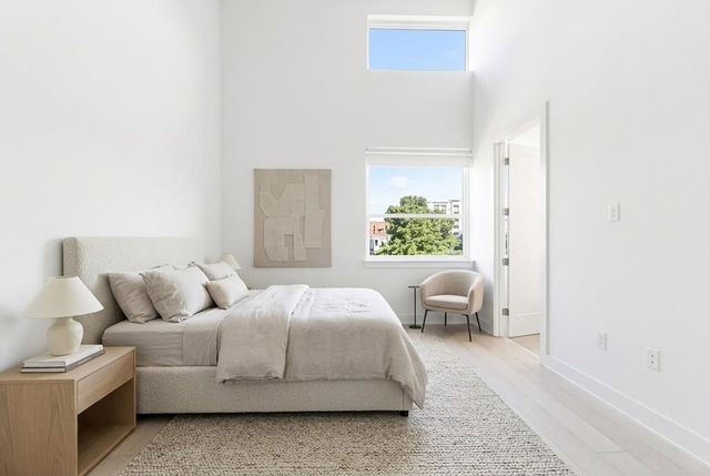 775 Juniper 619, Atlanta, GA 30308