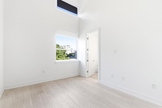 775 Juniper 619, Atlanta, GA 30308