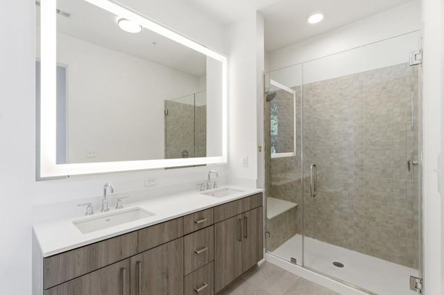 775 Juniper 619, Atlanta, GA 30308