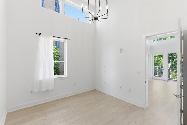 775 Juniper 619, Atlanta, GA 30308