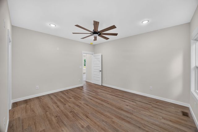 8634 Holmes Creek Rd, Smithville, TN 37166