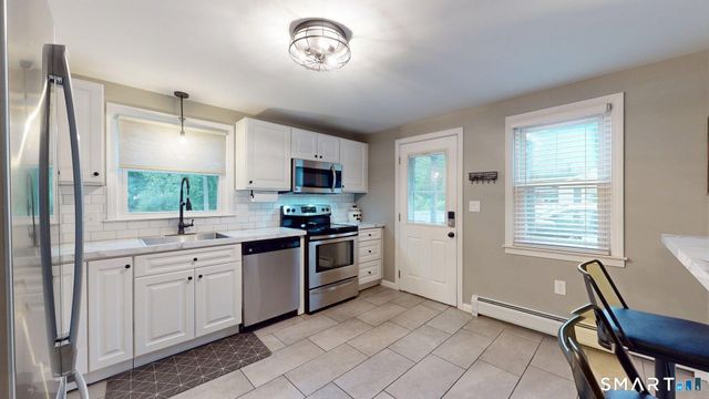 30 Sidor Drive, Enfield, CT 06082