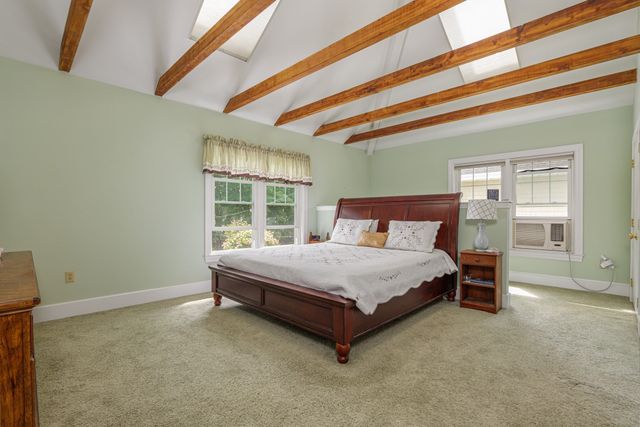 34 Fernwood Ave, Haverhill, MA 01835